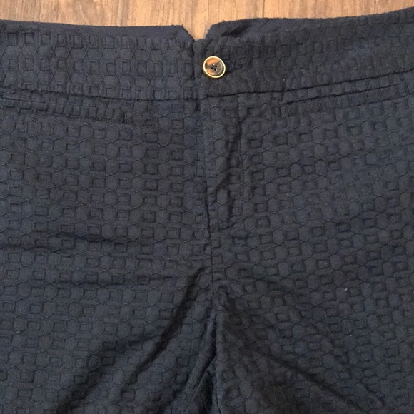 🏷🛍True Navy Eyelet Print Short w/ 3” inseam - Picture 2 of 6